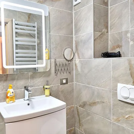 Apartment Sun & Fun In Pools Mamaia