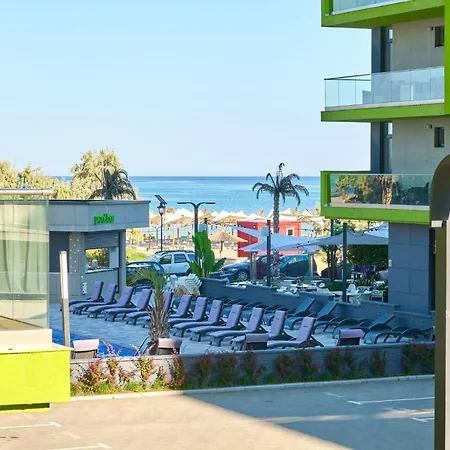 Apartment Sun & Fun In Pools Mamaia