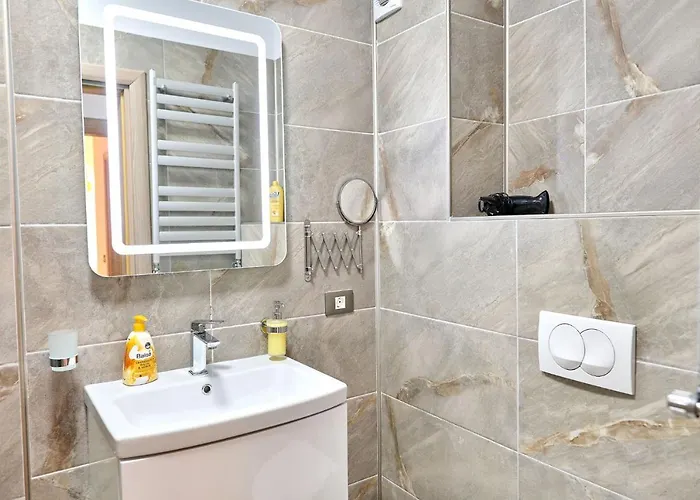 아파트 Sun & Fun In Pools 마마이아