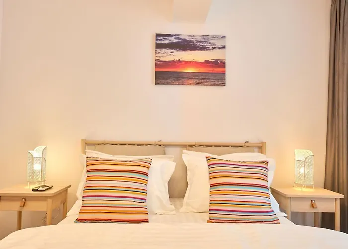 Sun & Fun In Pools アパート ママイア